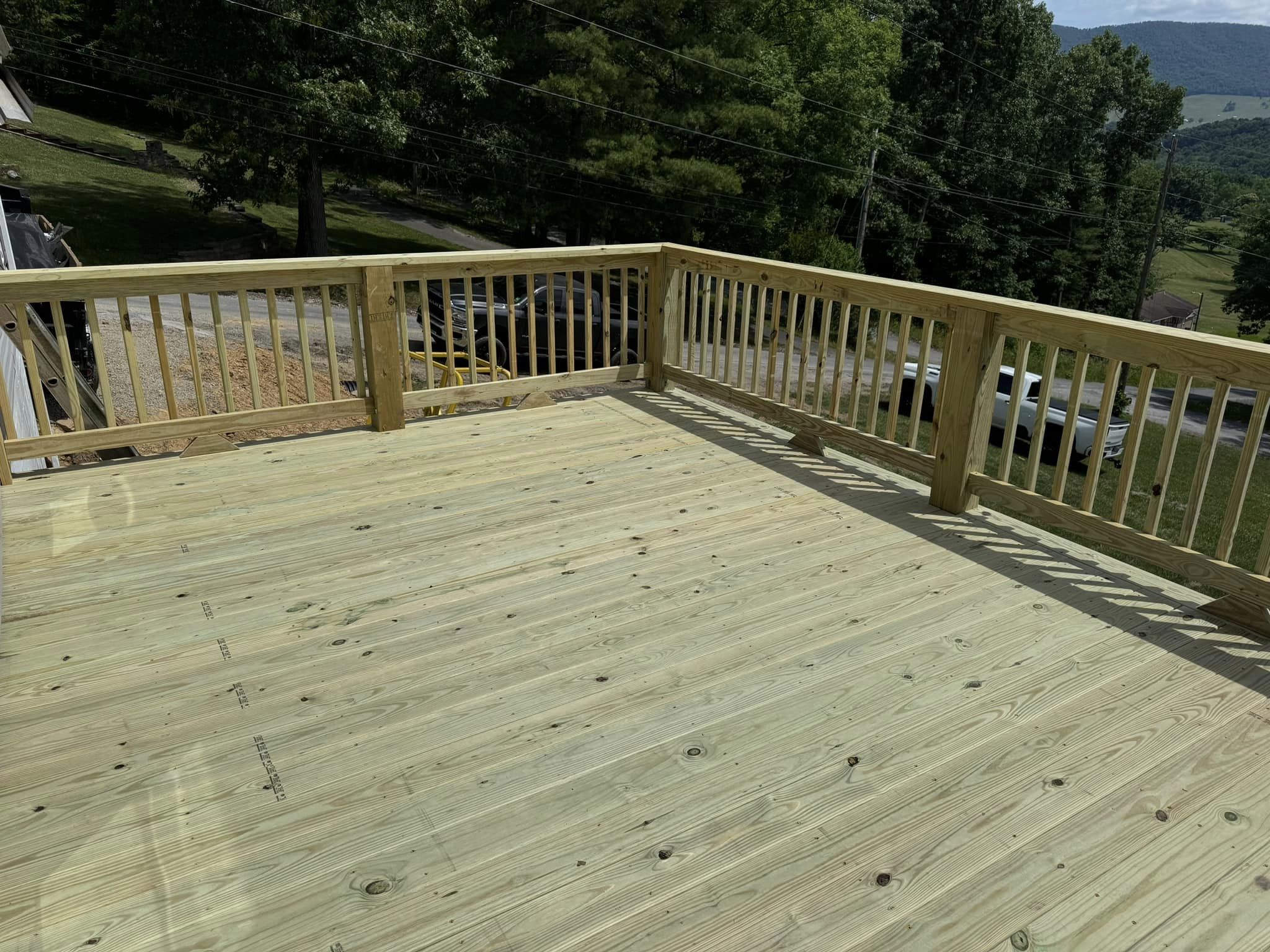 Custom Deck Design & Construction copy